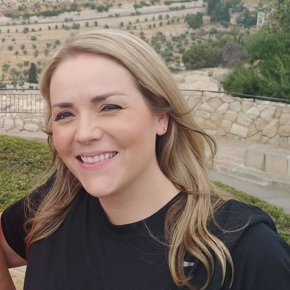 Meet your Posher, Hannah